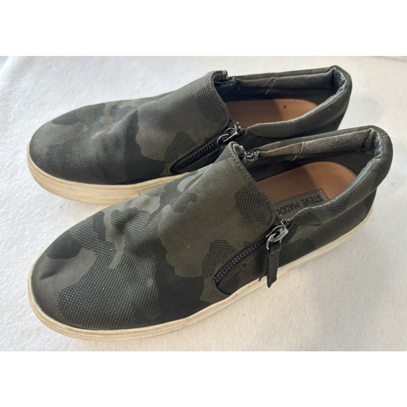 Steve Madden Camo Slip-On Sneakers Womens 8M Claauuar Zip Detail Casual Flats - Picture 1 of 6